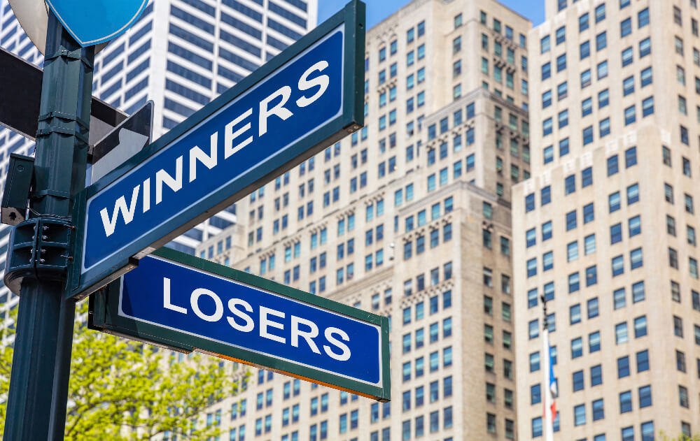 Top Reasons Salespeople Win or Lose a Deal
