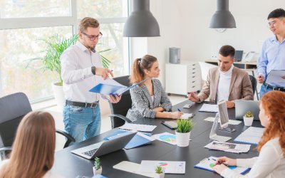 6 Research-Backed Steps to Design Effective Sales Training for Teams